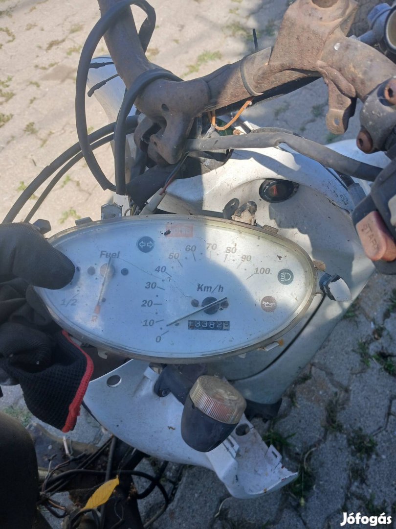 Aprilia scarabeo 50cc bontasra