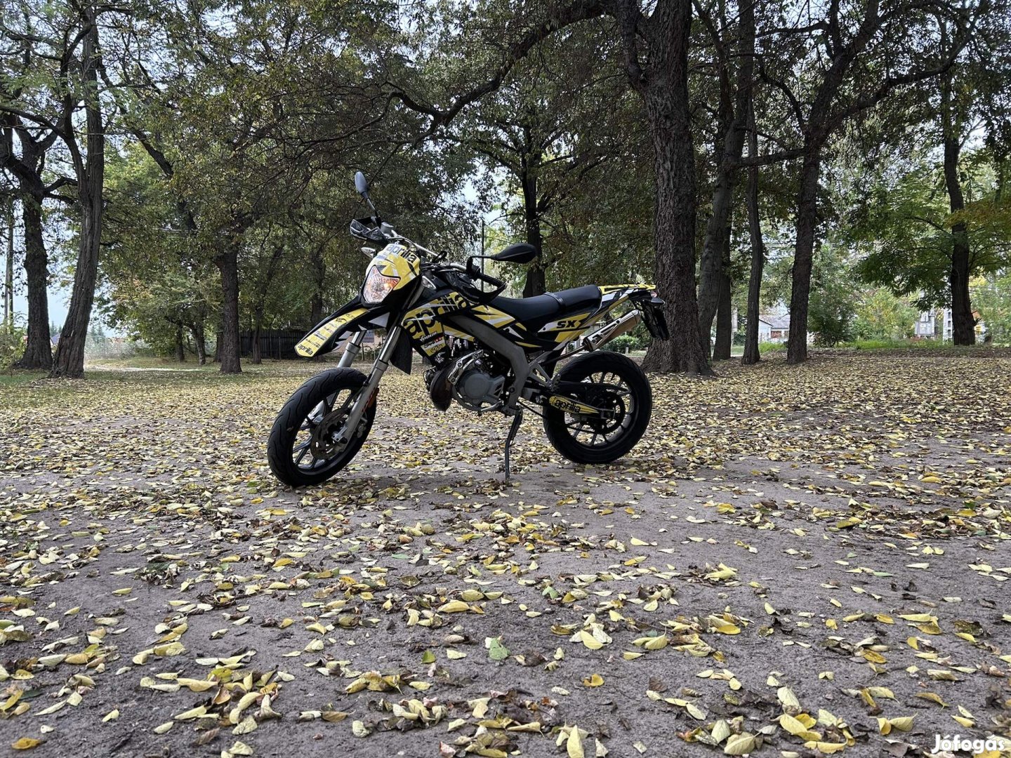 Aprilia sx50 supermoto 