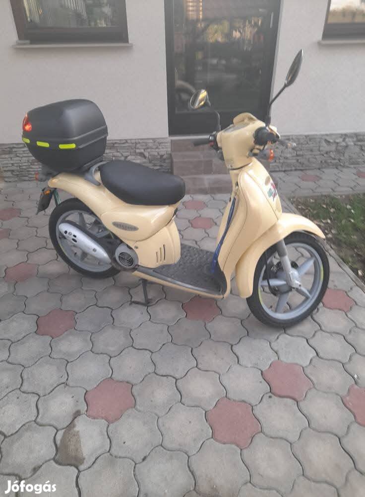 Aprillia Scarabeo eladó 