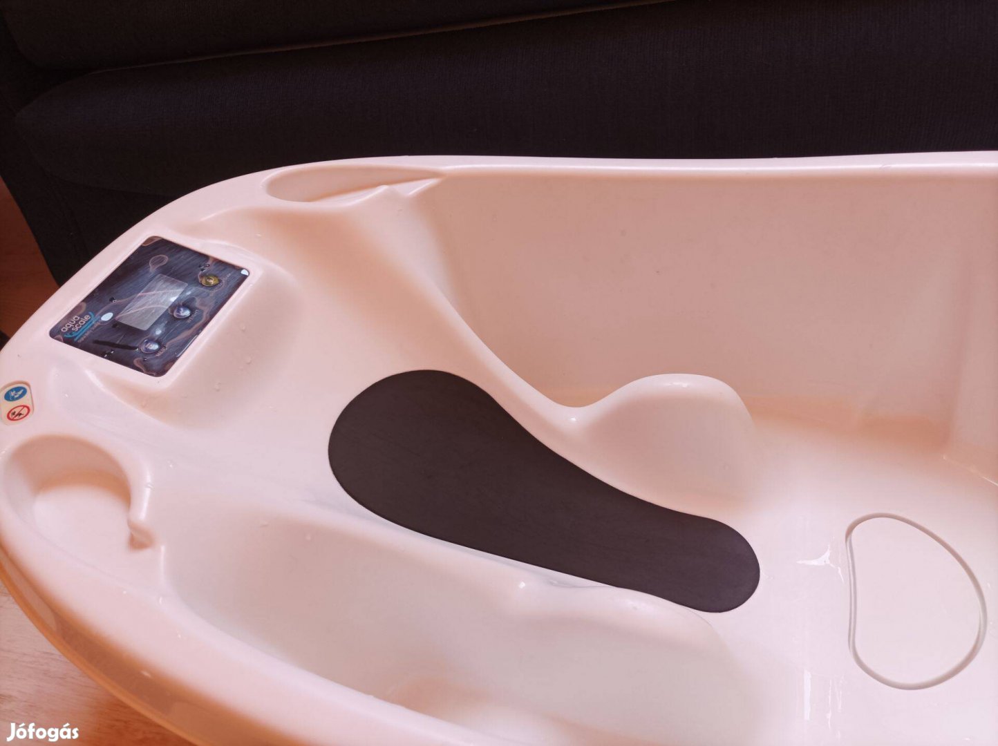 Aquascale fürdőkád V3 digitális mérleggel és hőmérővel