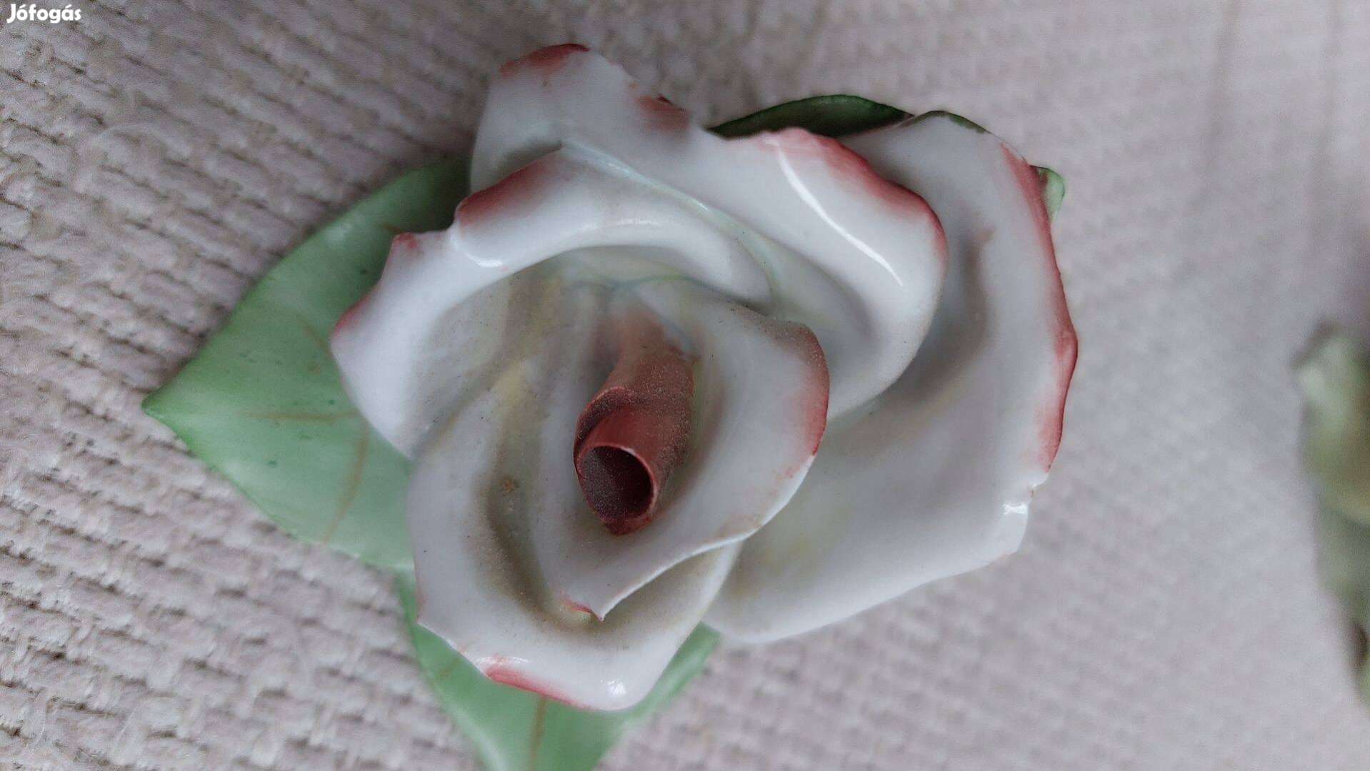 Aquincum kerámia rózsa egy virágú, kézzel festett