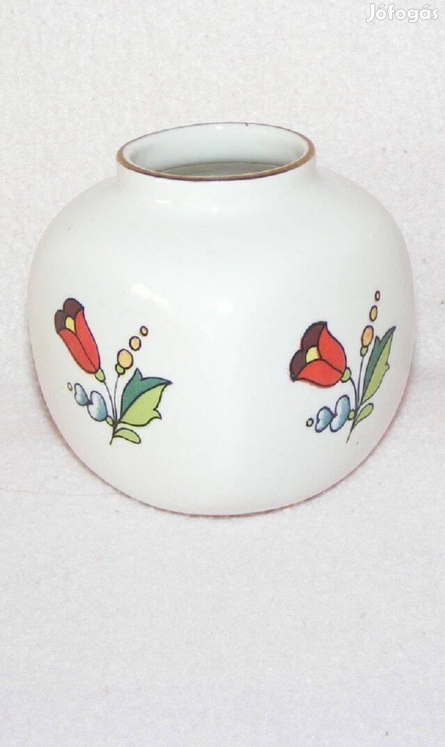 Aquincum virágos porcelán kisváza