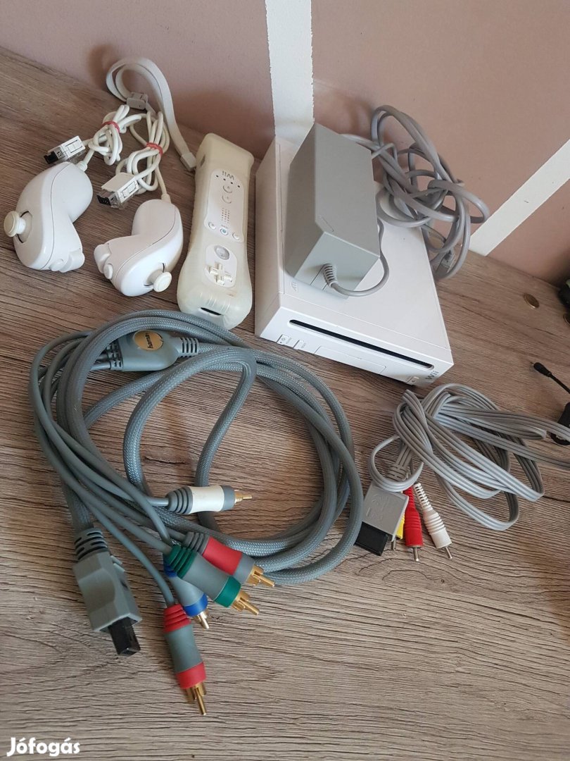 Ár alatt eladó szép hibátlan Nintendo Wii szett !