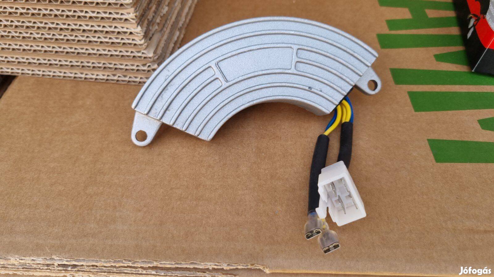 Áramfejlesztő aggregátorokhoz, feszültségszabályzó elektronika