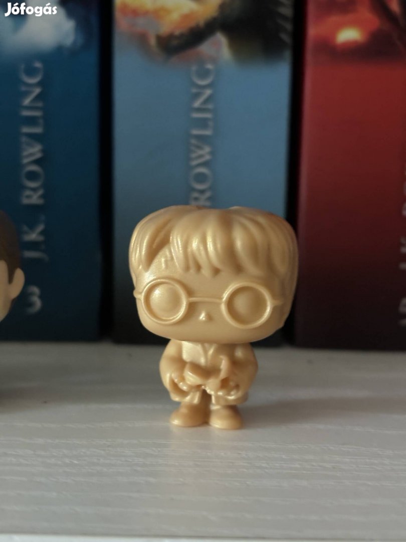 Arany Harry Potter figura 