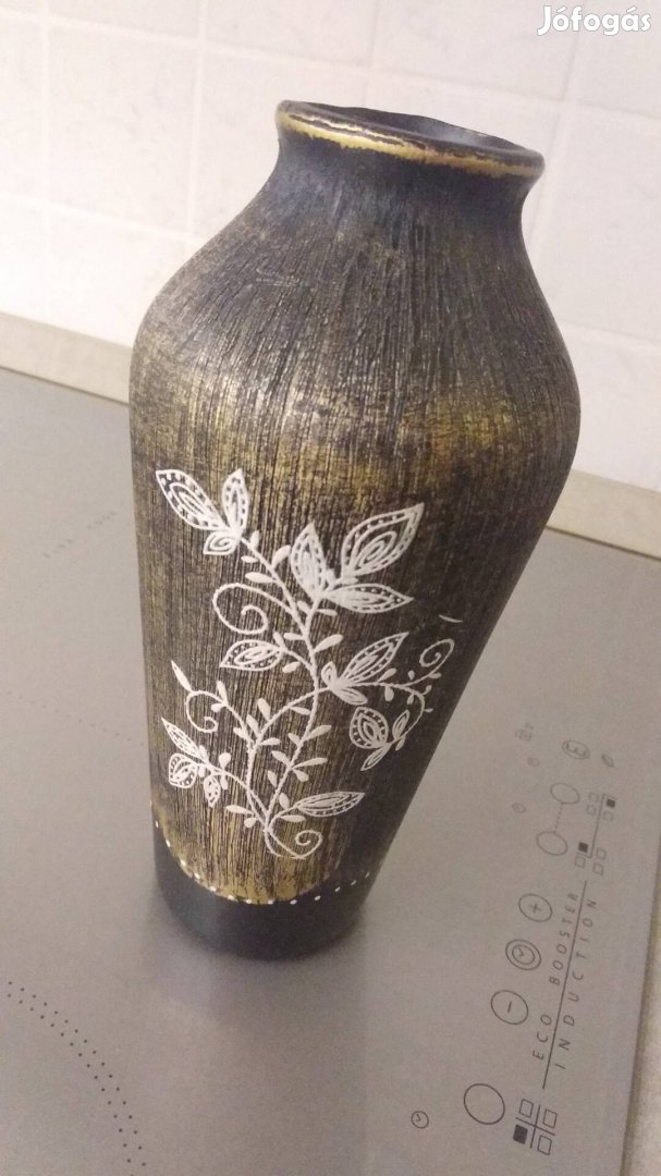 Arany fekete exkluzív váza 