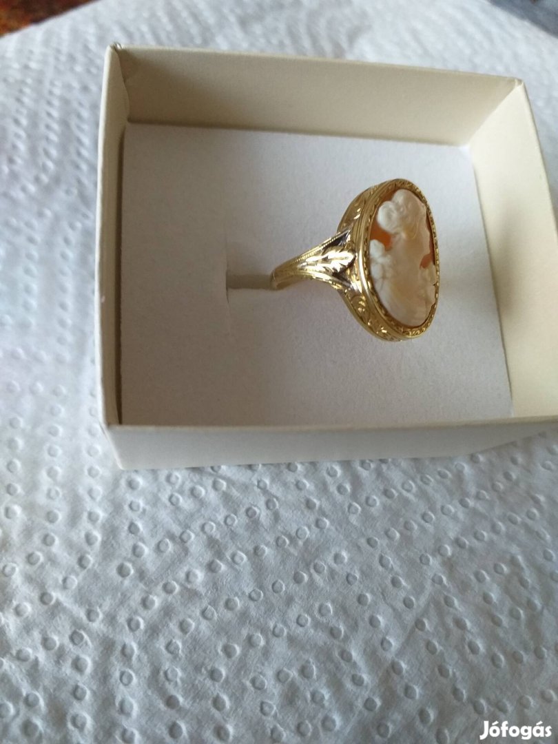 Arany gyűrű aranygyűrű eladó.