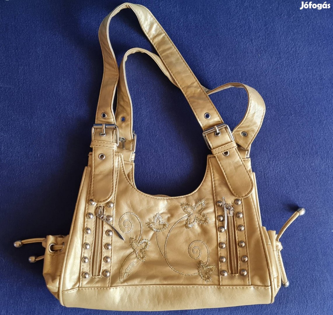 Arany színű női táska retikül kb 28x18 cm szép állapotban