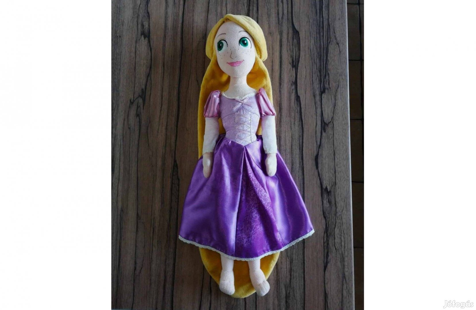 Aranyhaj Rapunzel Disney plüss baba 53 cm