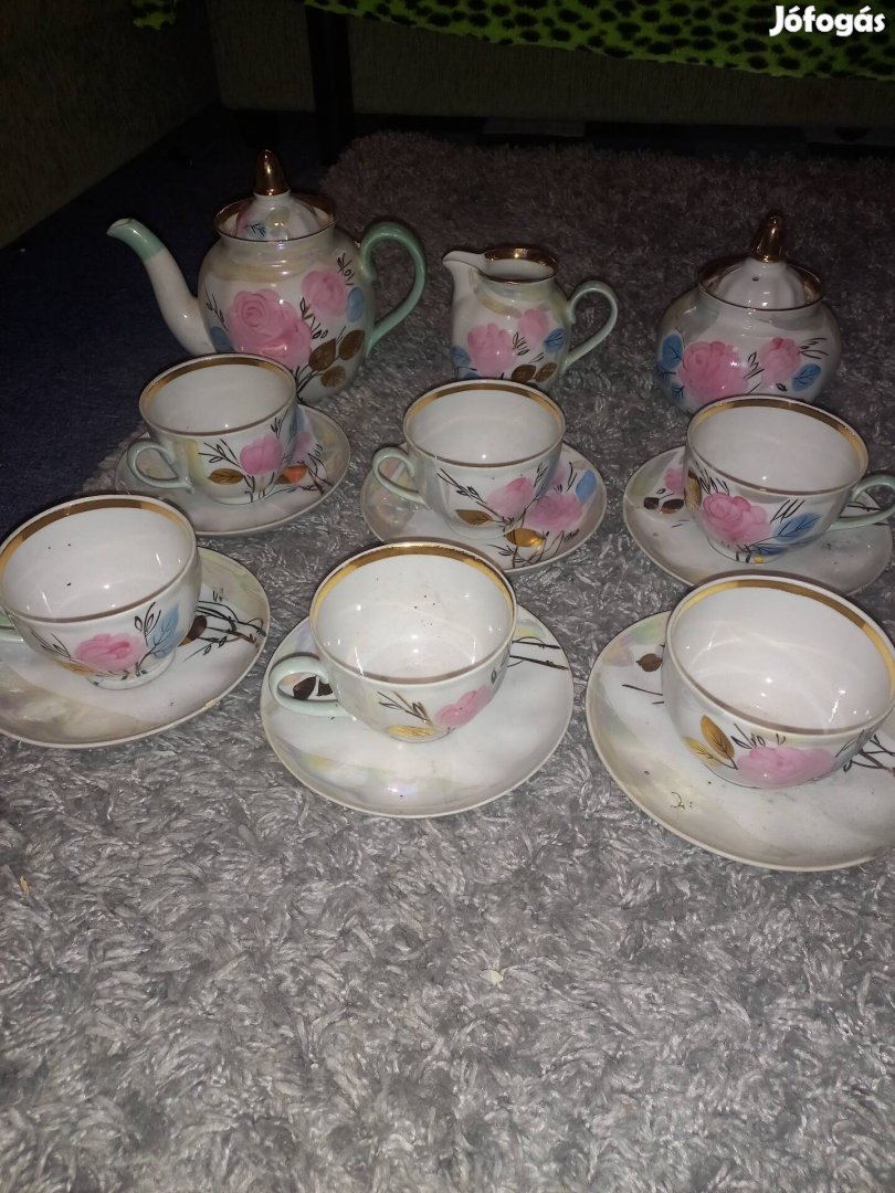 Aranyozott porcelan teas keszlet