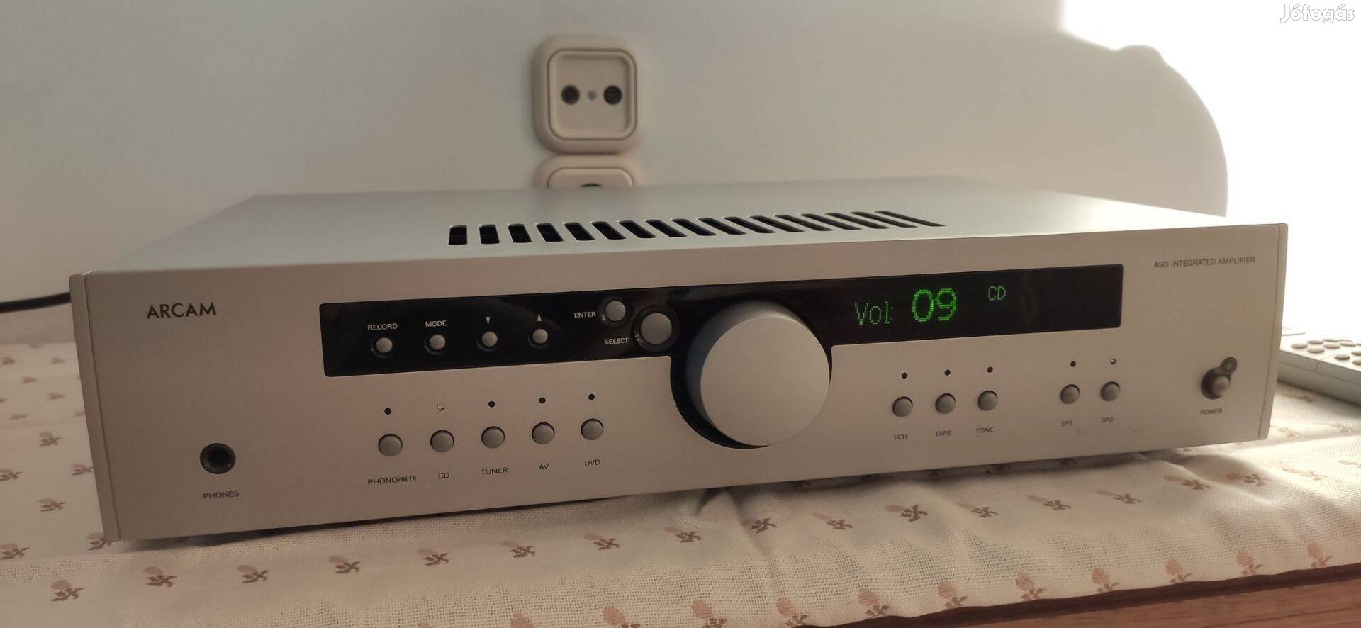 Arcam Diva A90 audiofil erőstő távirányítóval eladó