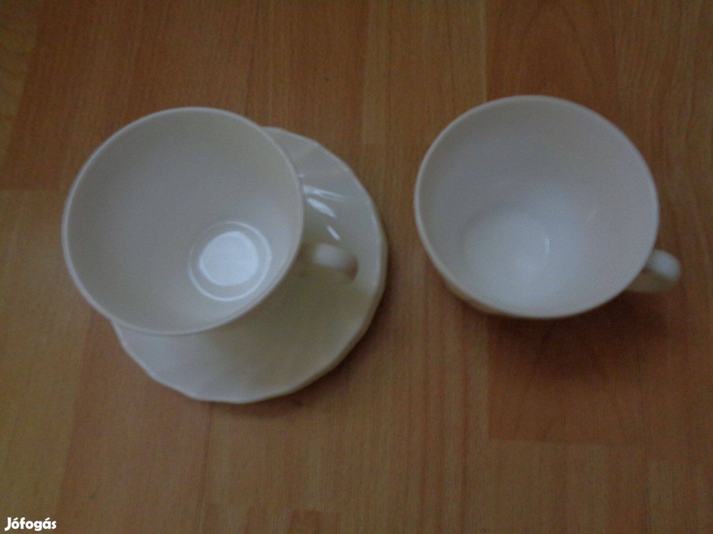 Arcopal teáscsésze alj