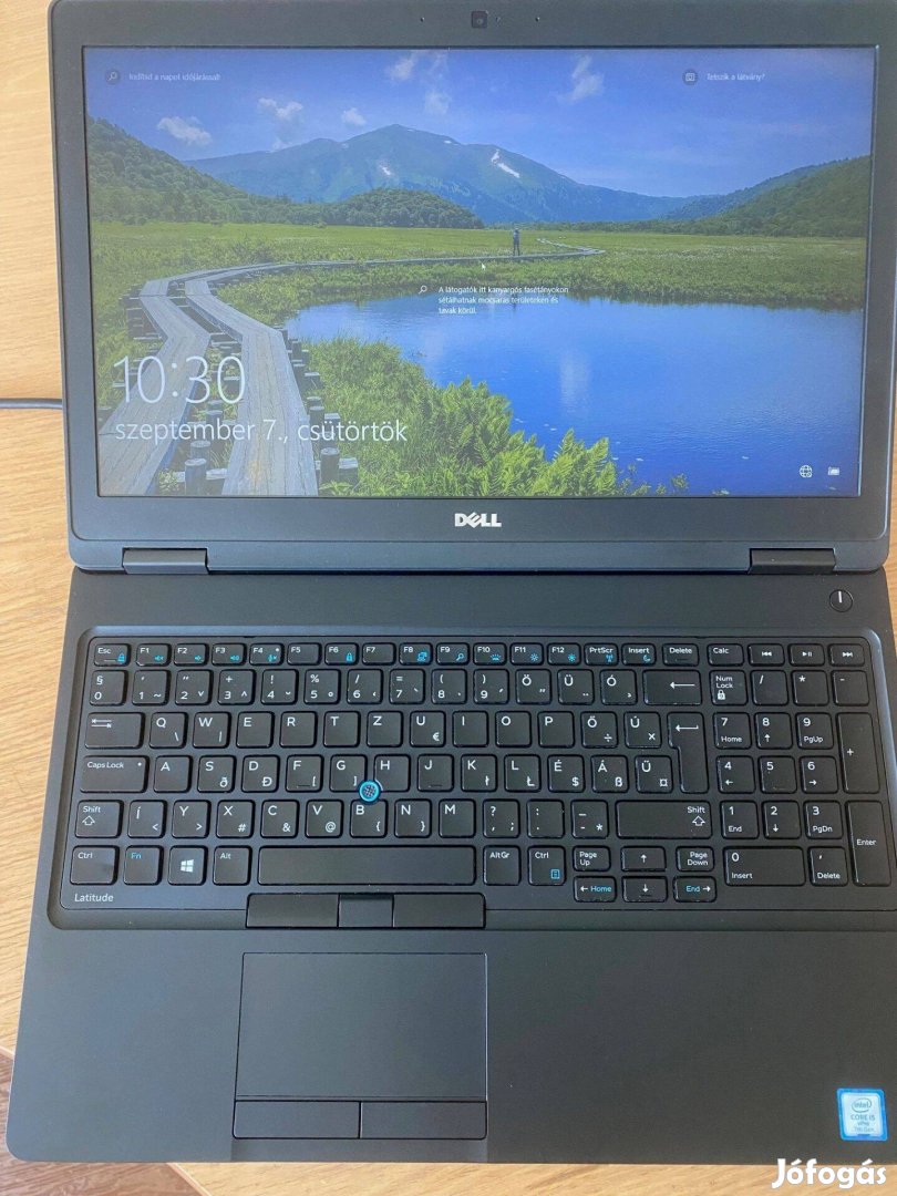 Árcsökkenés! Dell 5590 Nagyképernyős, új állapotú, i5, 16Gb garanciáva