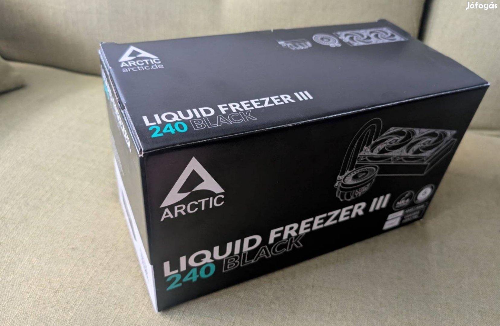 Arctic Cooling Liquid Freezer III 240 fekete CPU vízhűtő