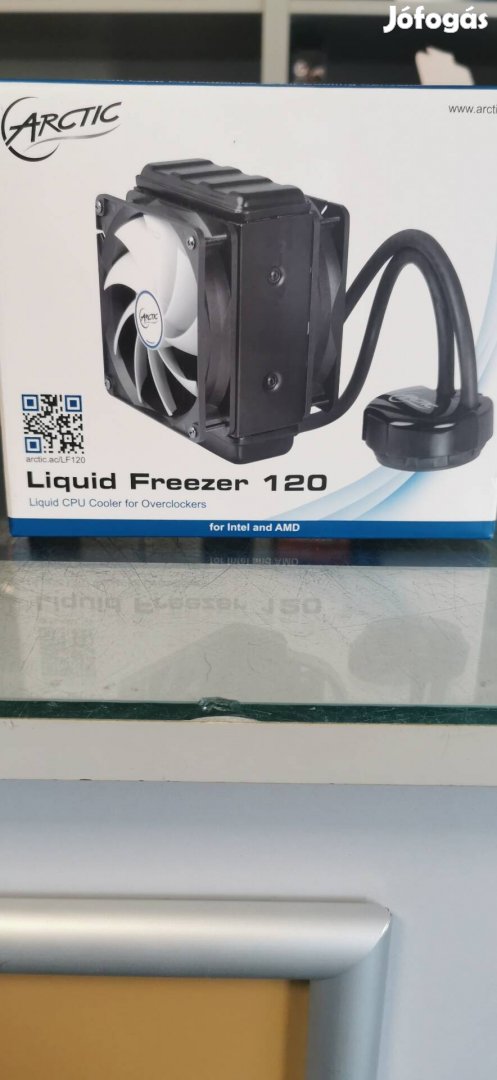 Arctic Liquid Freezer 120 Vízhűtés