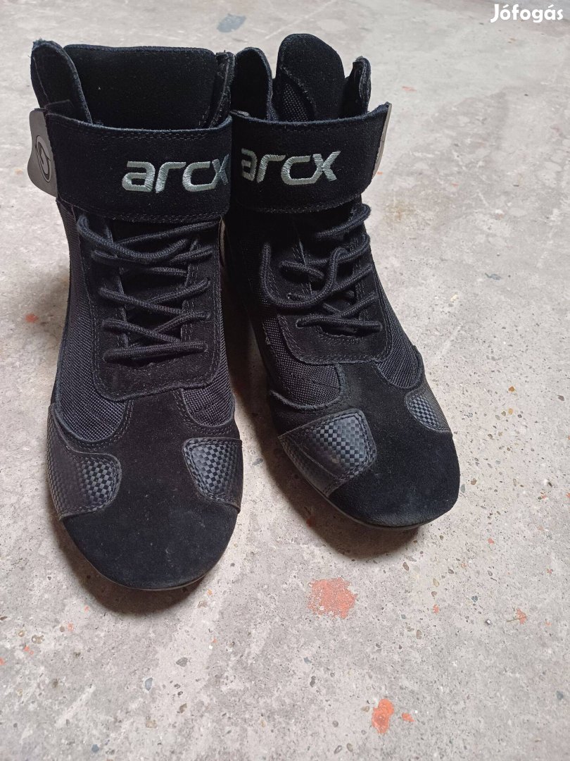 Arcx motoros csizma 44-es