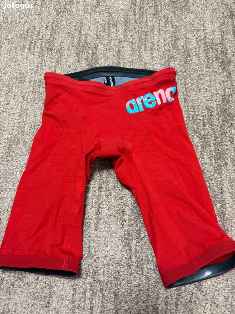 Arena carbon air2 versenyúszó