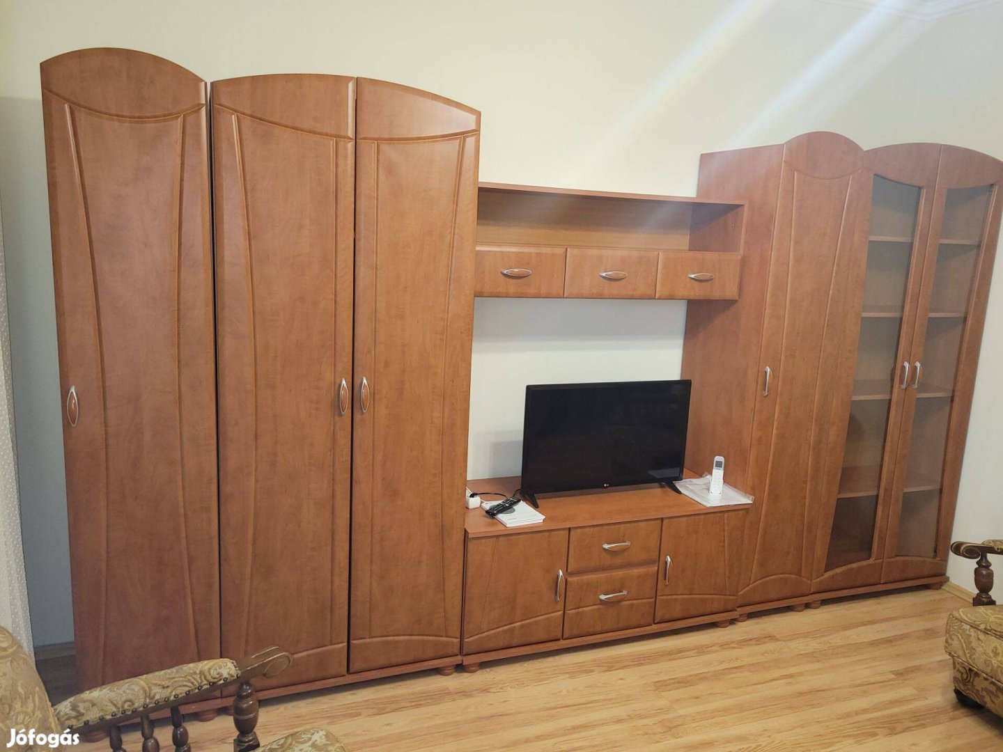 Áresés! Újszerű nappali szekrénysor eladó Nyíregyházán