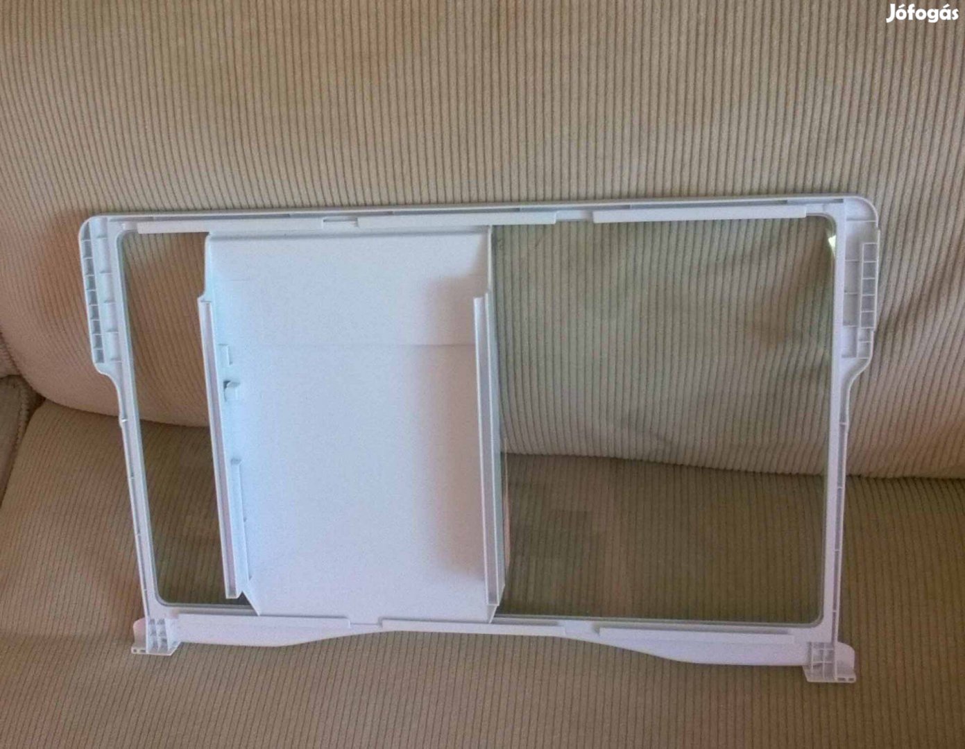 Ariston DF02X hűtő sajt és felvágott tartó feletti üvegpolc