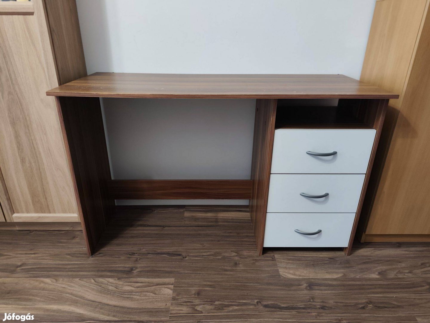 Aristote 3 fiókos íróasztal