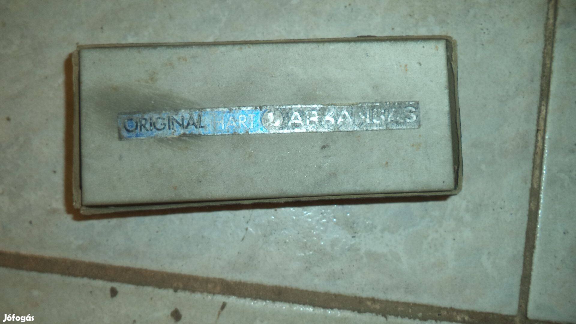 Arkansas polirozó kő