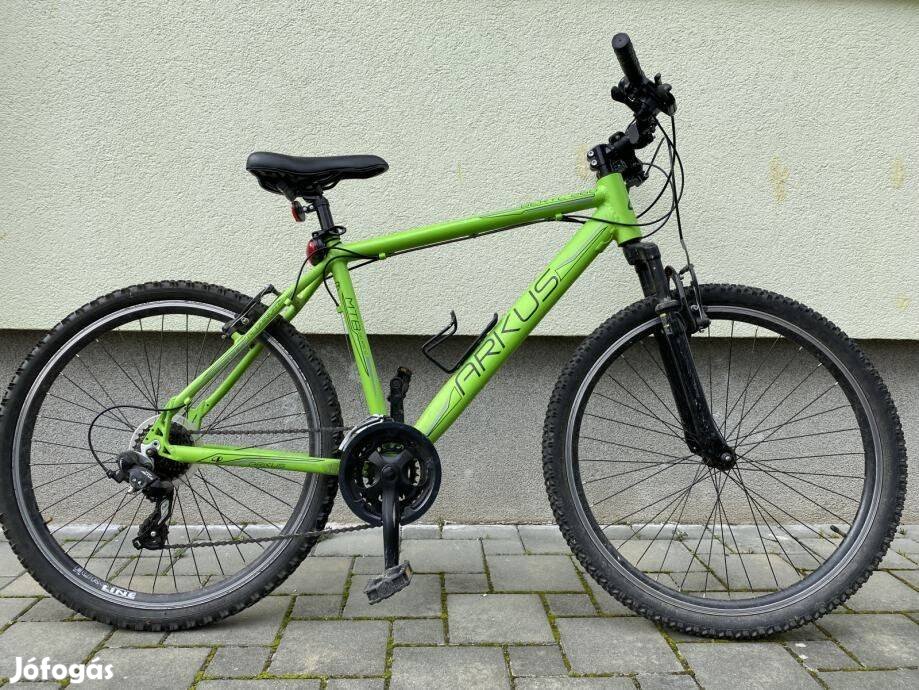 Arkus Beryl 260 26" Férfi MTB Kerékpár