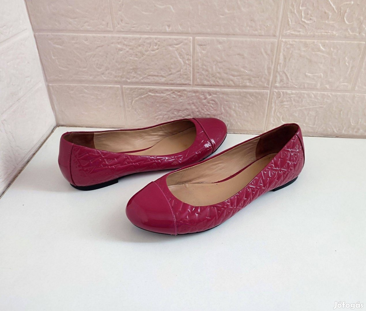 Armani Jeans bőr, szaladgálós cipő, balerina 37-es