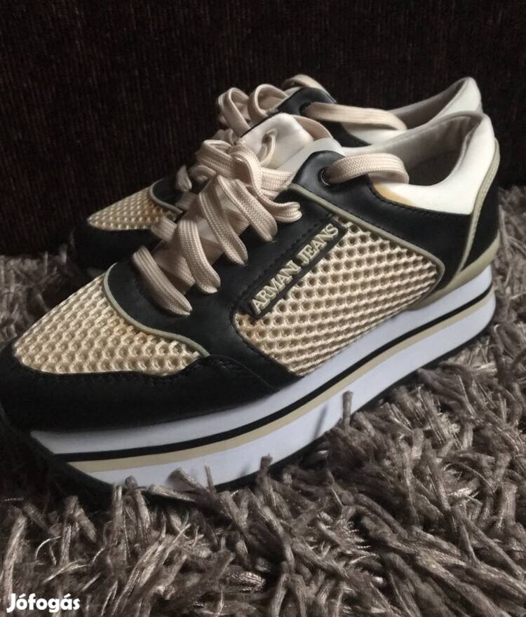 Armani sneaker eladó!
