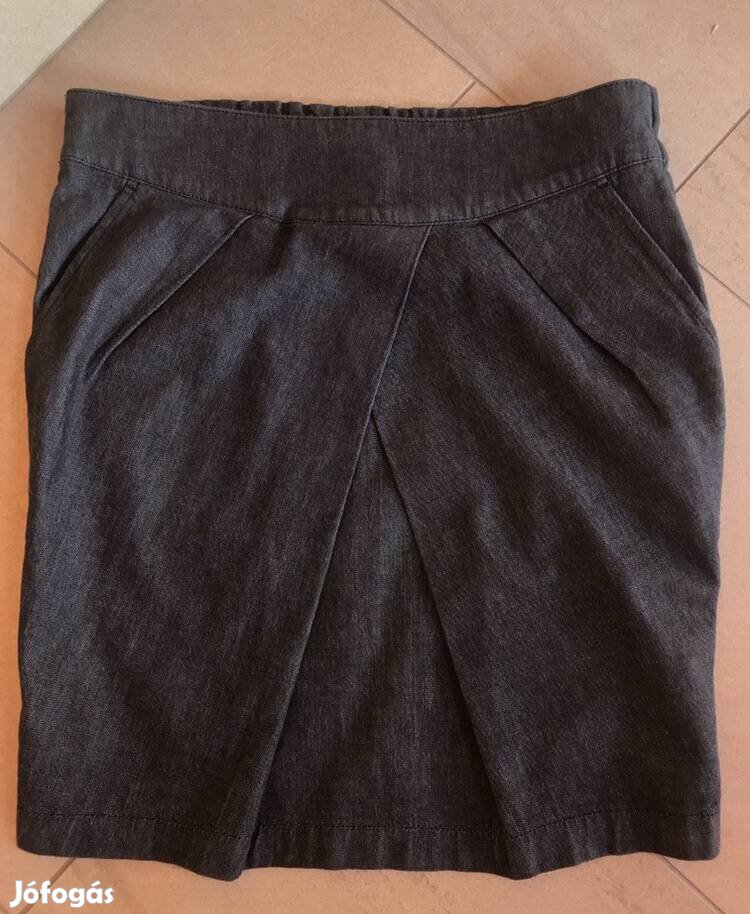 Armani szoknya eladó! 
