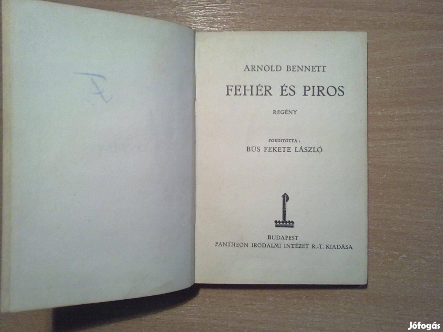 Arnold Bennett: Fehér és piros