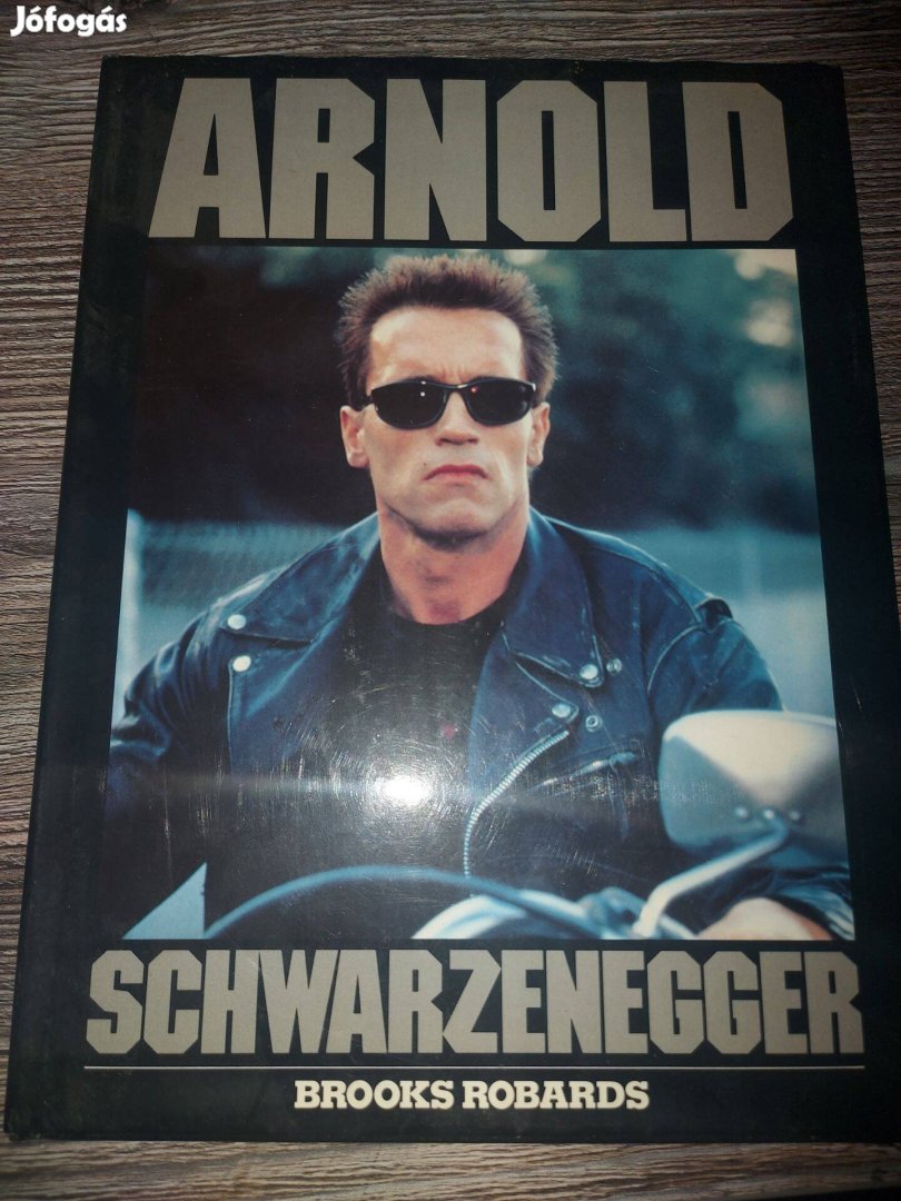 Arnold Schwarzenegger életrajzi könyv új különlegesség 7900Ft