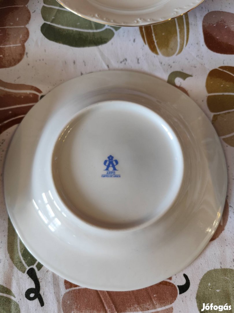 Arpo porcelán tányérok