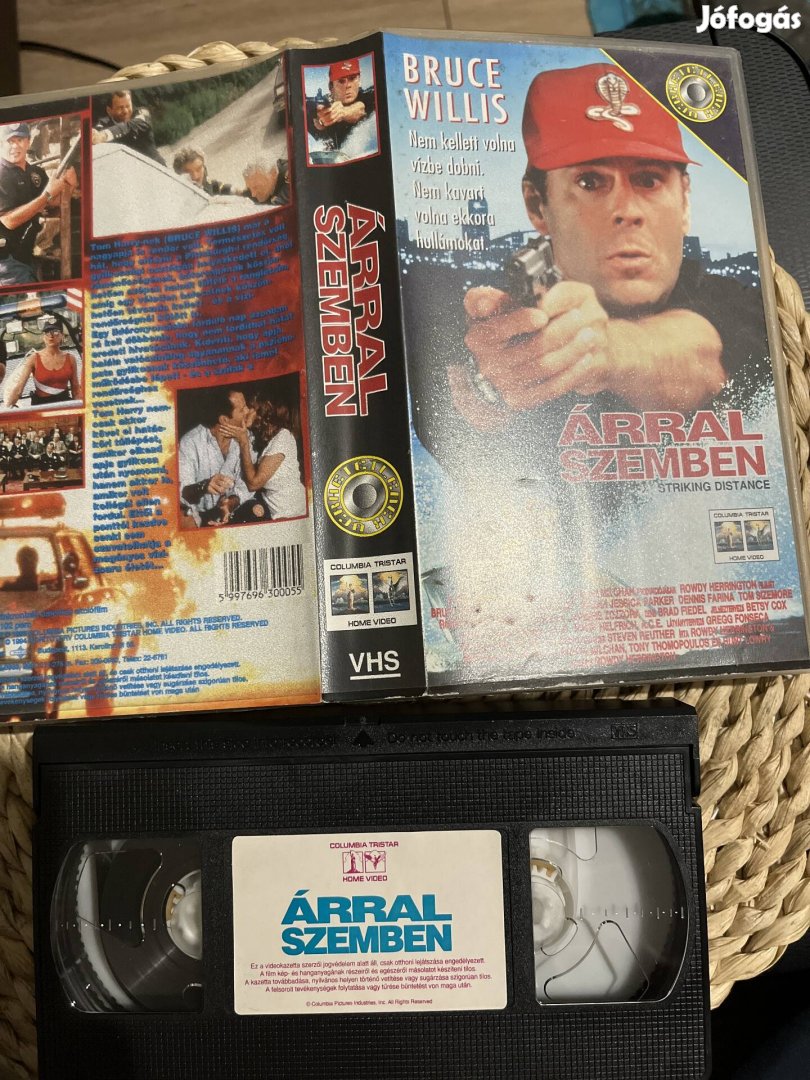 Árral szemben vhs