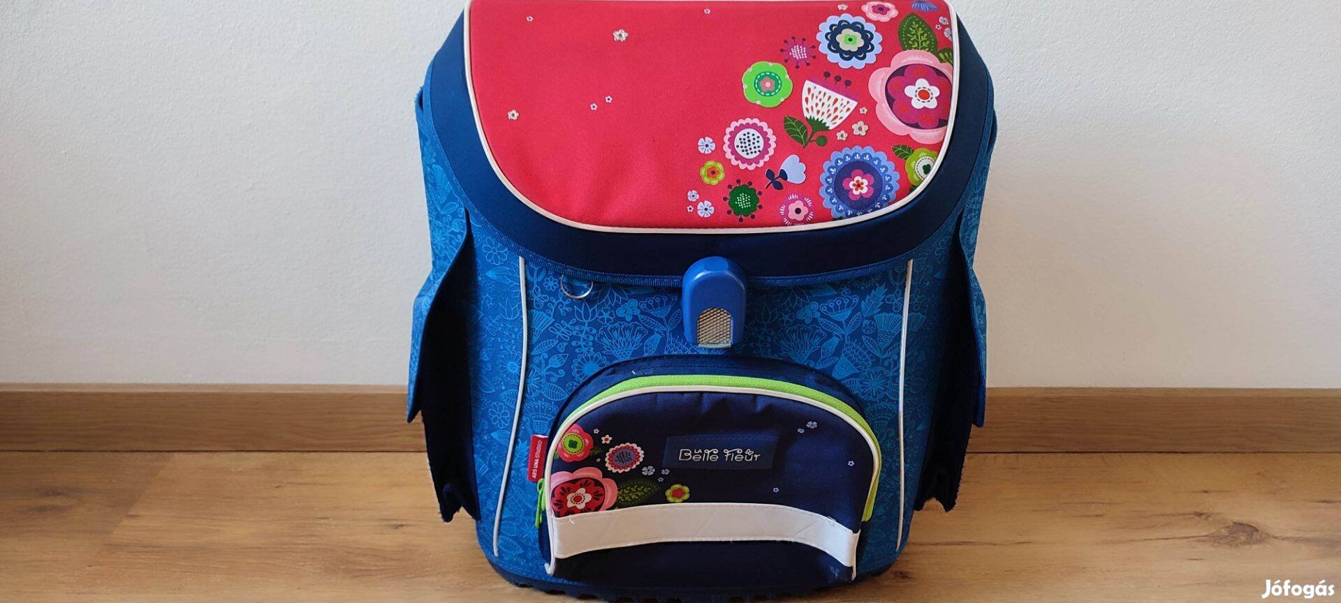 Ars Una La belle fleur iskolatáska