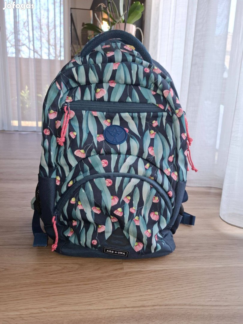 Ars Una iskolatáska