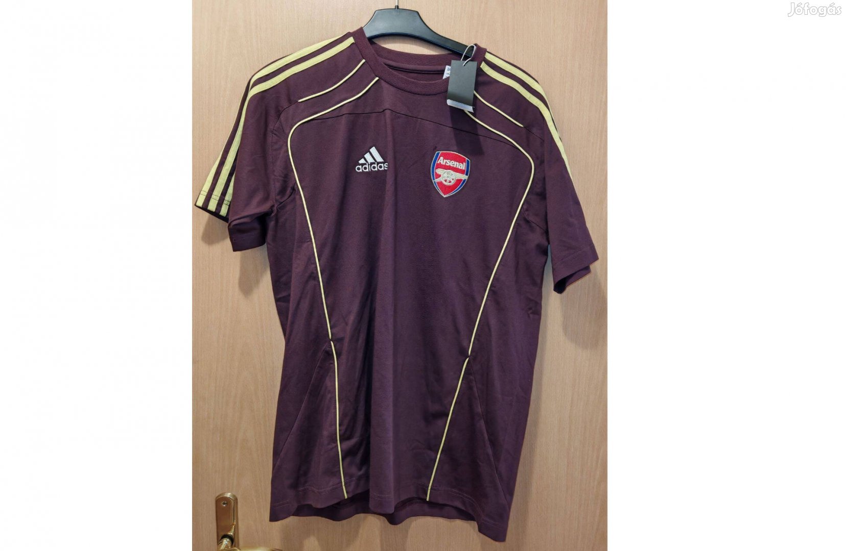 Arsenal eredeti adidas bordó barna póló (M-es)