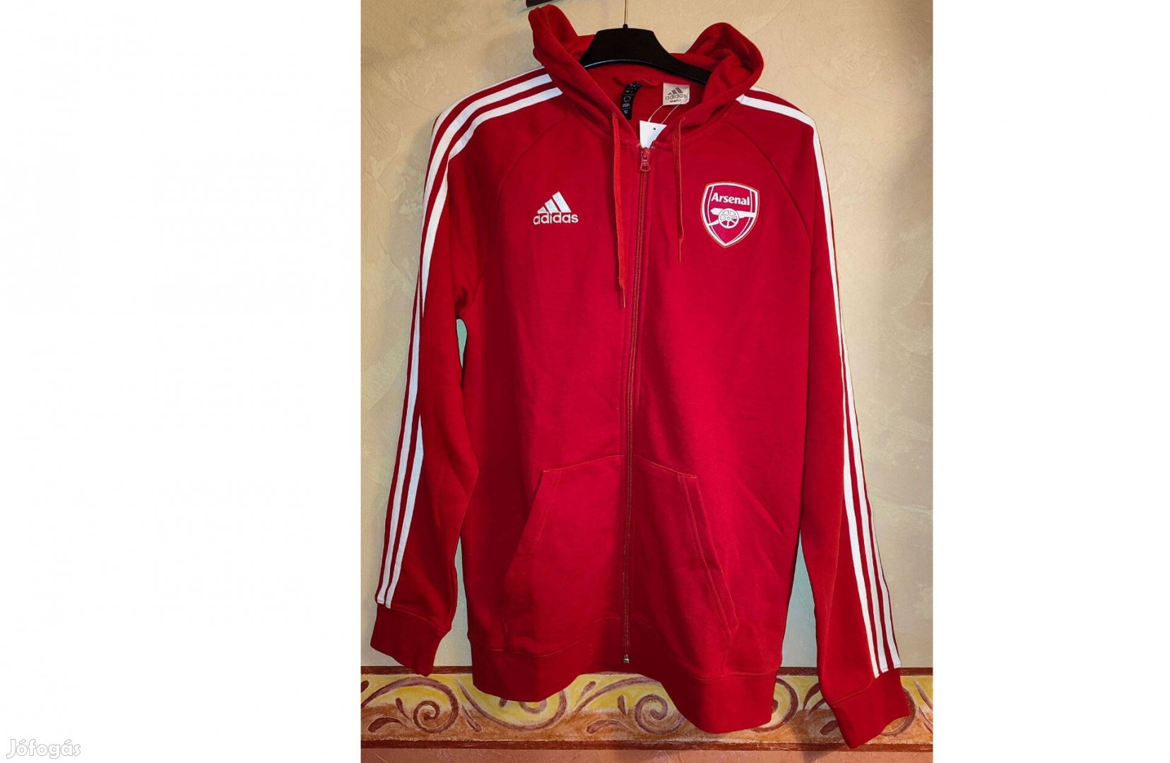 Arsenal eredeti adidas piros kapucnis felső M