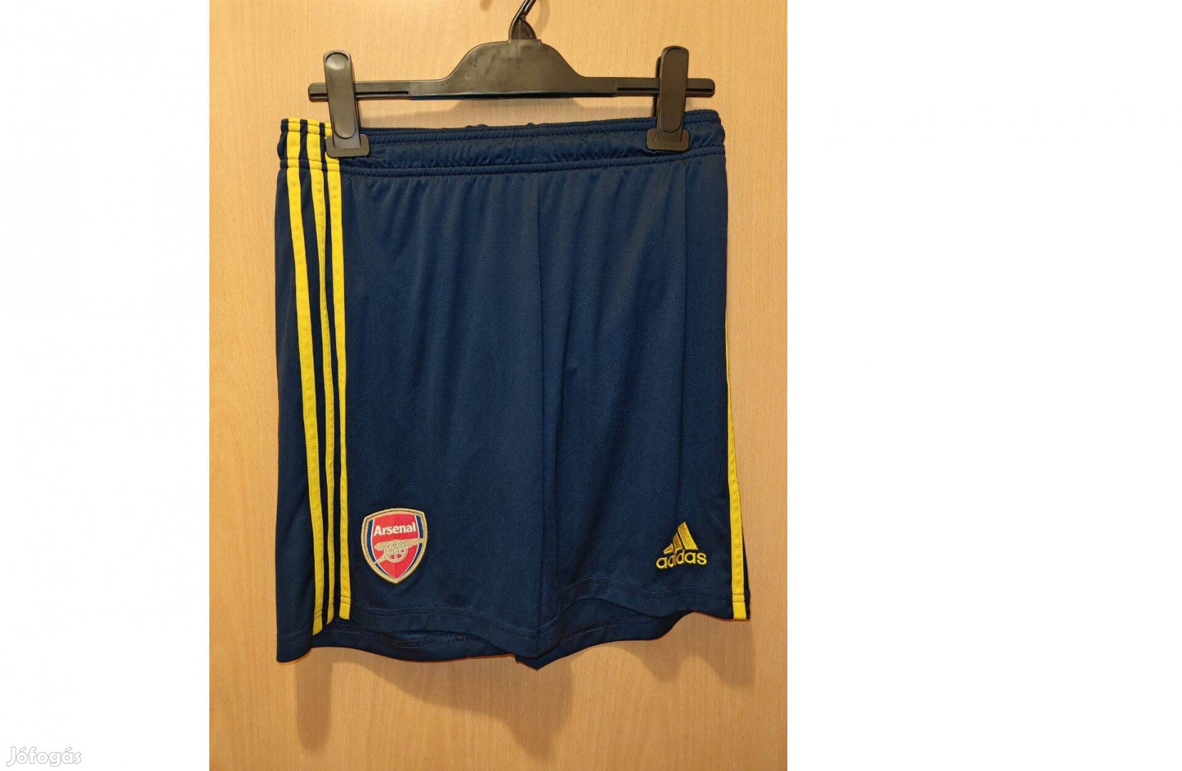 Arsenal eredeti adidas sötétkék rövid nadrág (S-es)