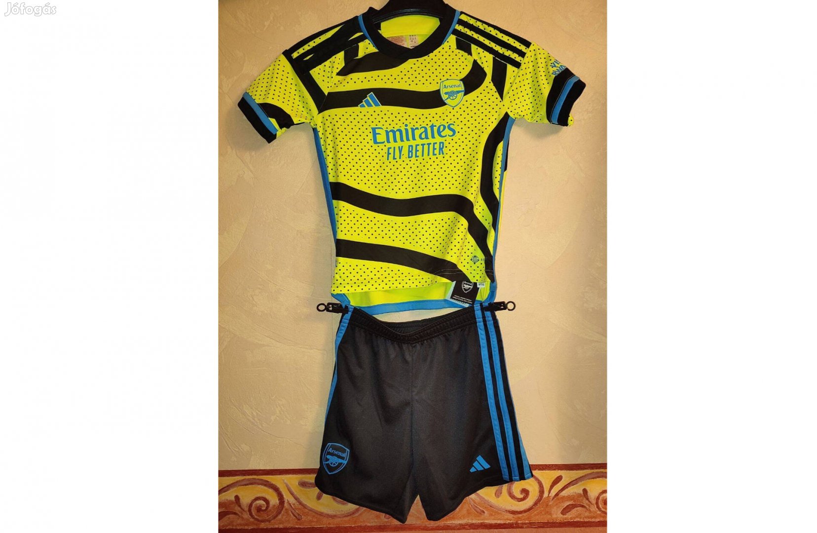 Arsenal neonzöld fekete eredeti adidas 23-24 gyerek szett (116)