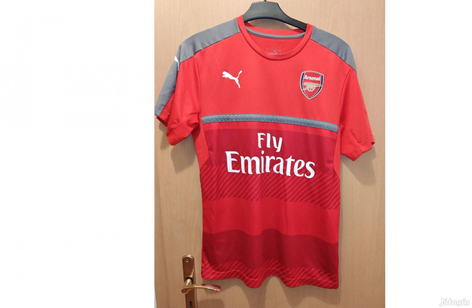 Arsenal piros eredeti Puma edzőmez (L-es)