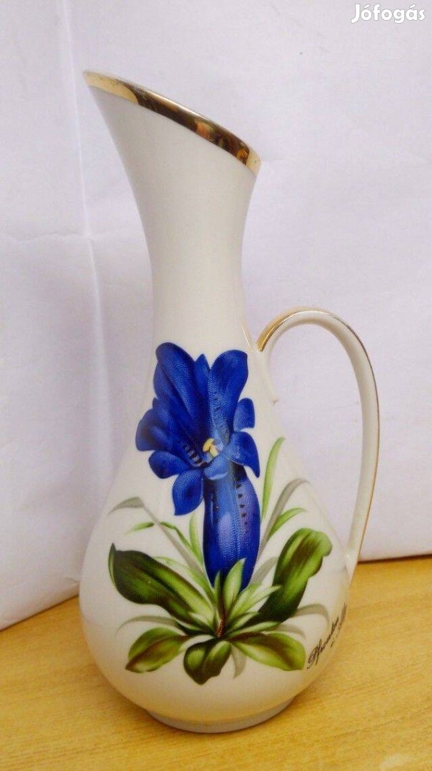 Art Deco füles váza kék színű Alpesi tárnics virággal Bavaria 1910-es
