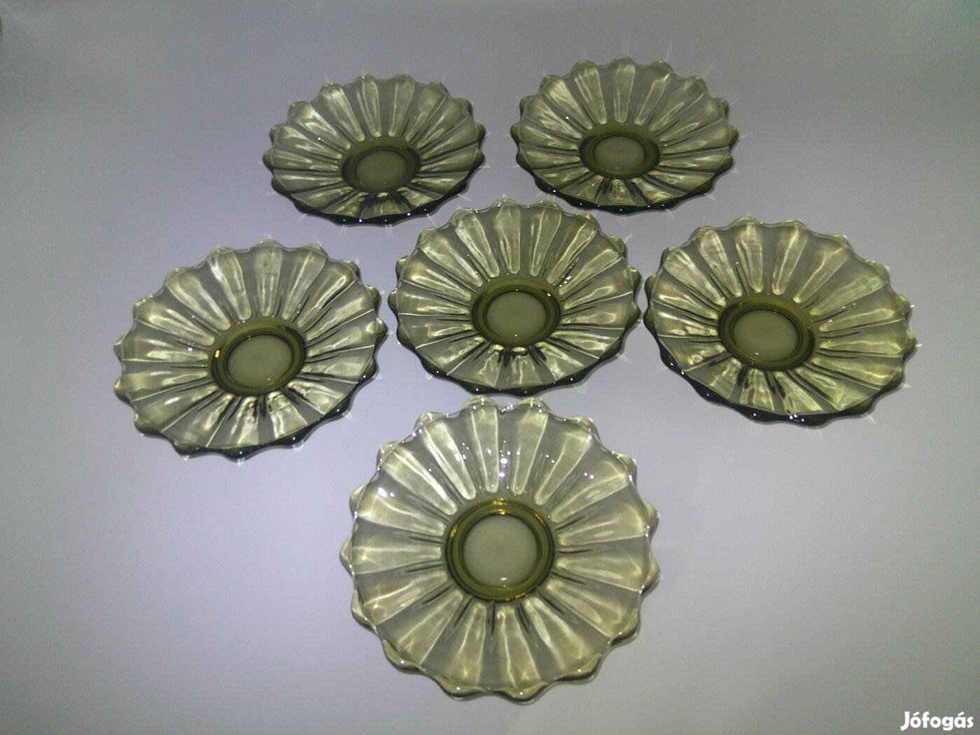 Art deco szürkés mohazöld üveg süteményes tányér ( 6 db. )