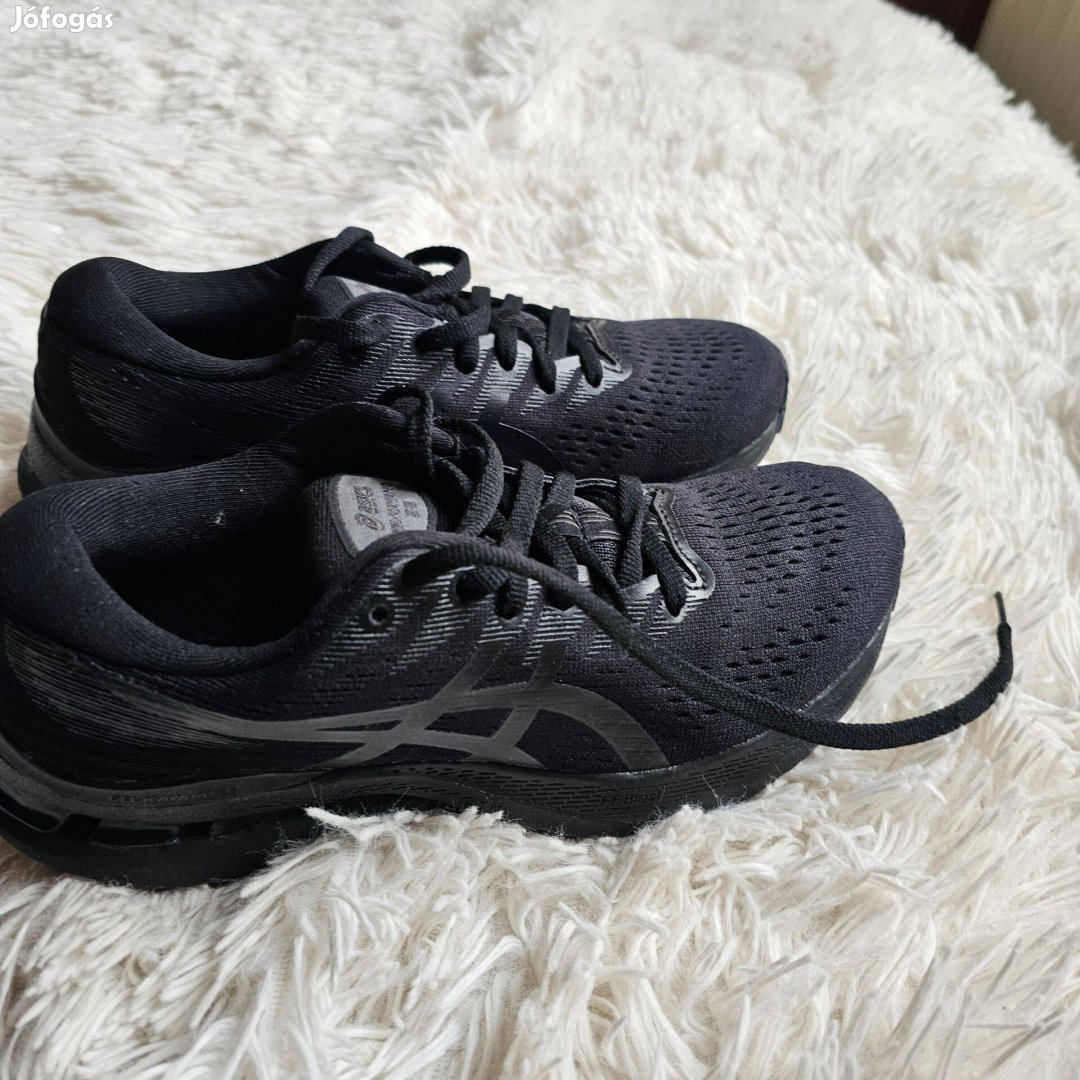 Asics GEL-Kayano 28 Női Futócipő új cimkés 37, 5 es méret