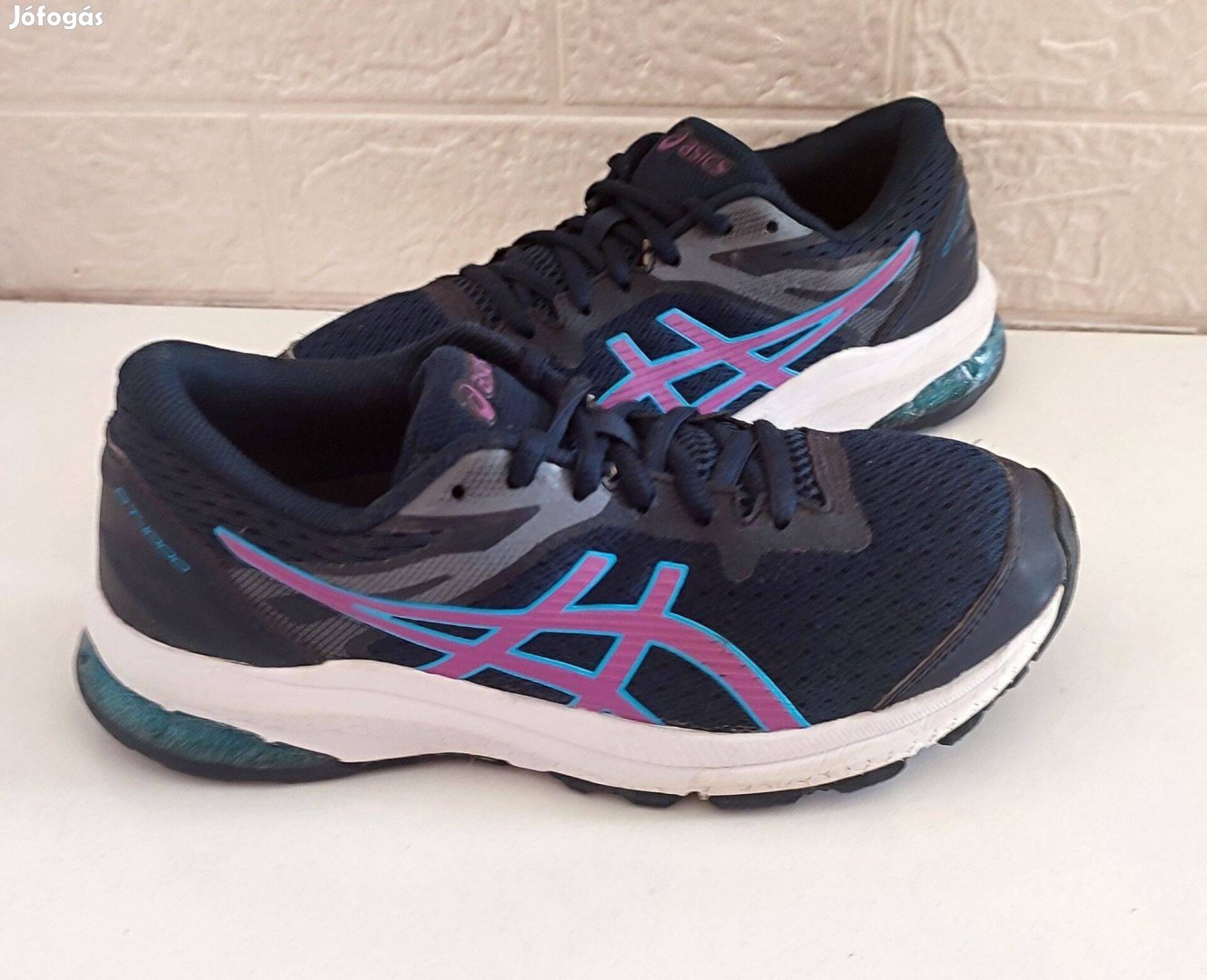 Asics GT 1000 női futócipő, sportcipő 37-es