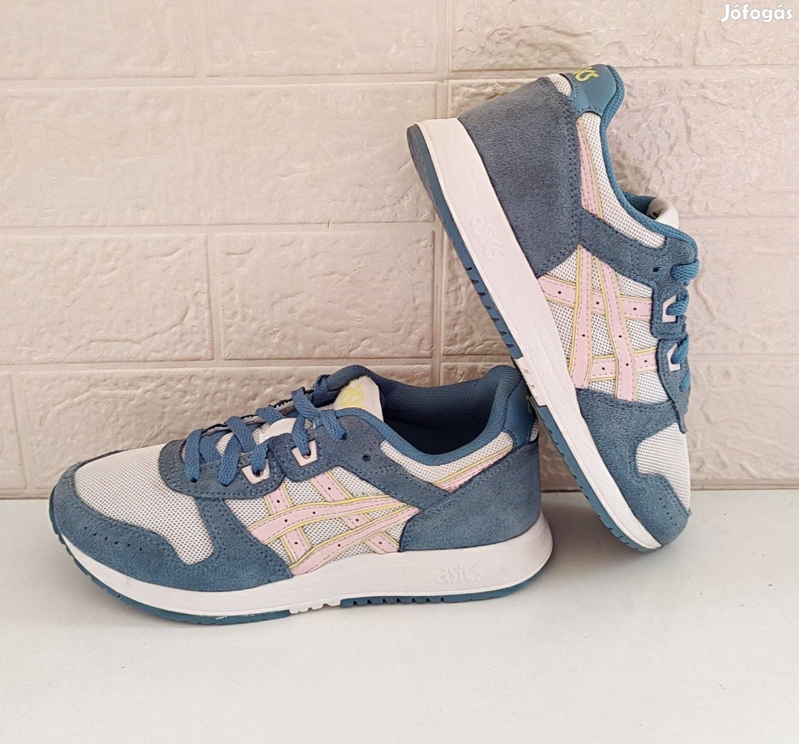 Asics bőr, női sportcipő 37-es