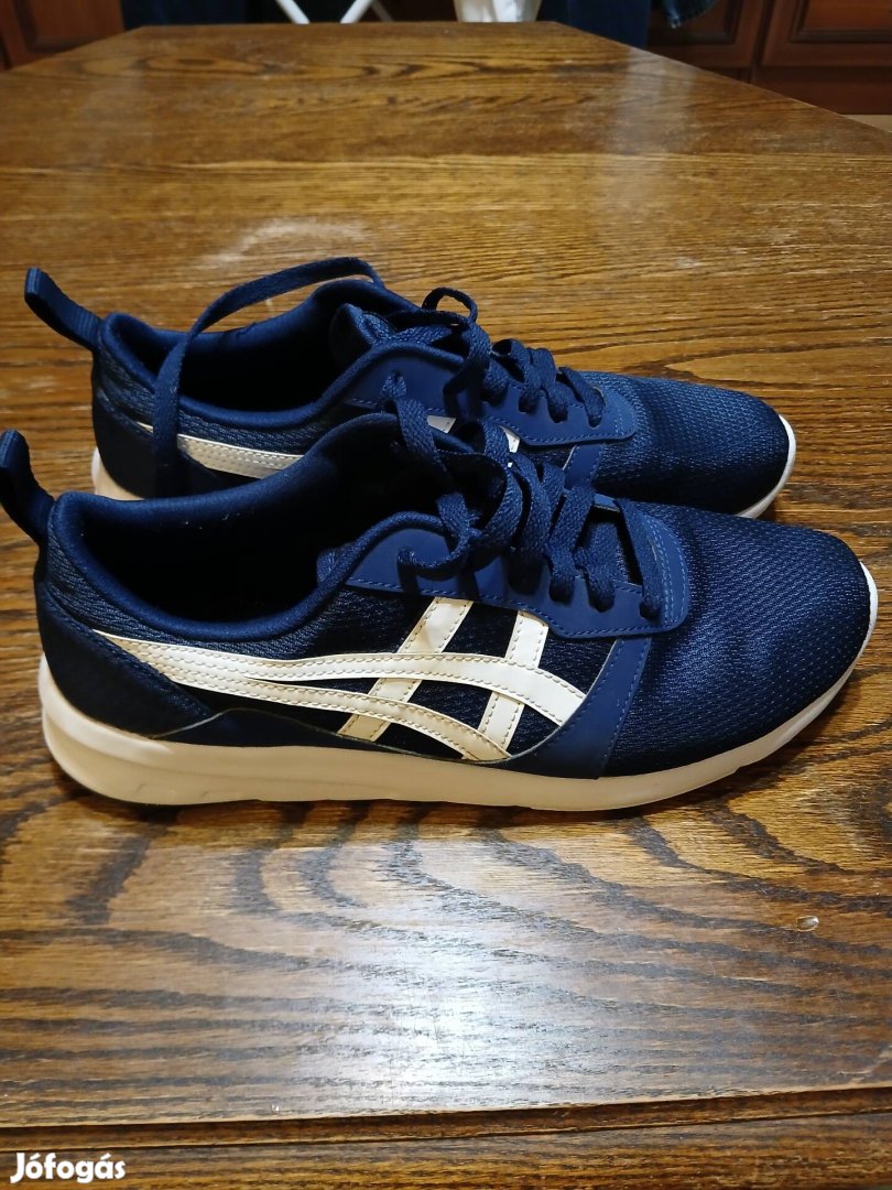 Asics futócipő