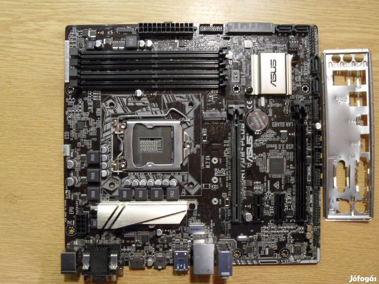 Asrock H170 LGA 1151 alaplap - AMD Crossfire /DDR4 /Sata3 /USB3 /HDMI