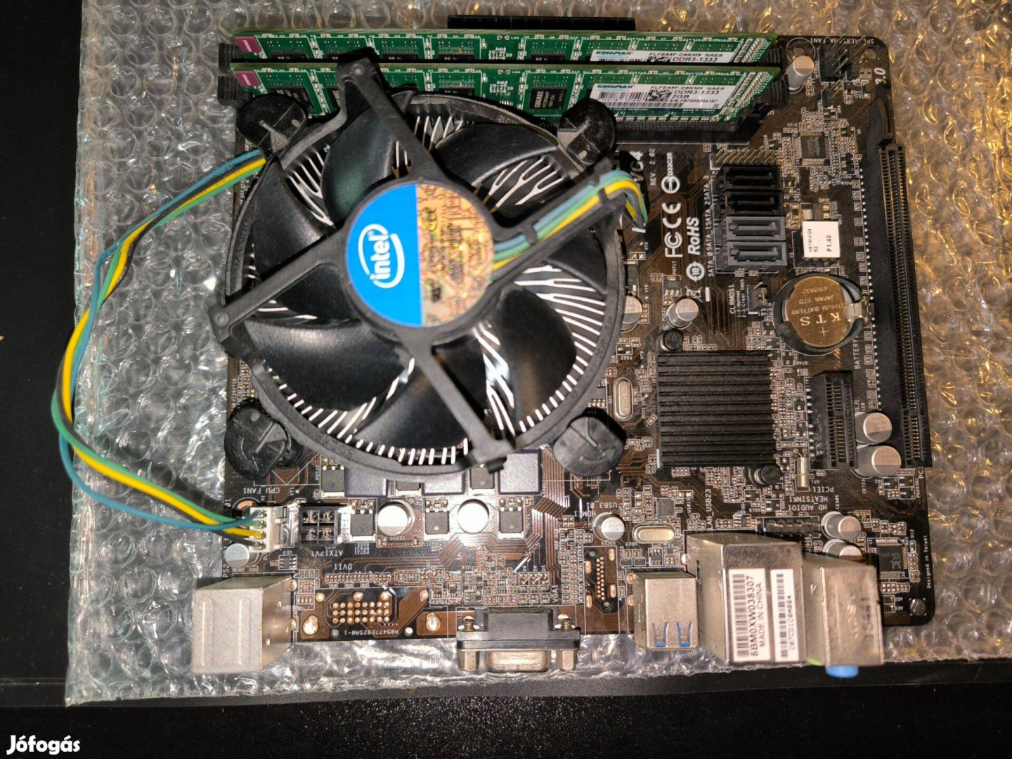 Asrock H81M-VG4 alaplap + i5-4440 CPU + 2x2GB 1333MHz RAM