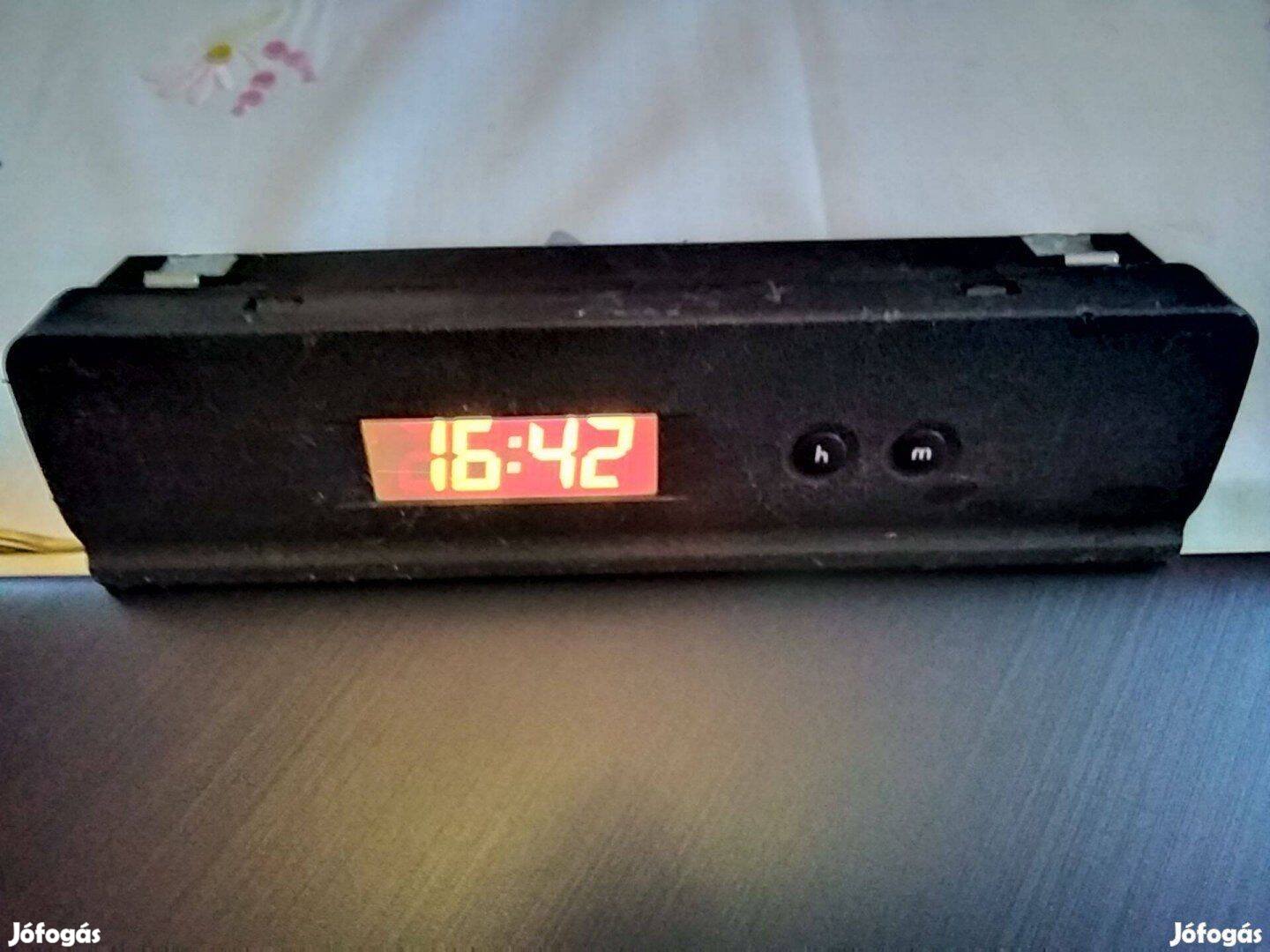 Astra Ellektromos óra