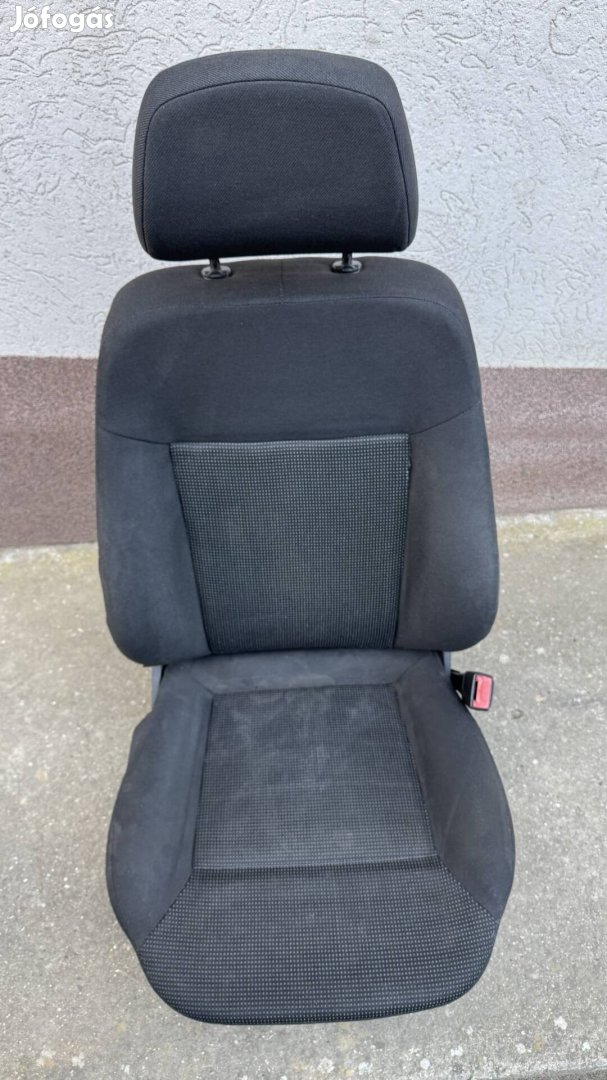Astra h ülés 